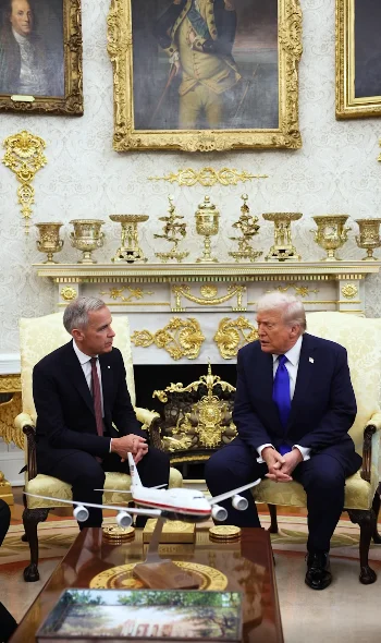 加拿大总理卡尼与美国总统特朗普在白宫会谈