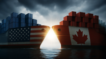 美加贸易拉锯战，两艘分别涂有美国国旗和加拿大国旗的货轮在海面上对峙