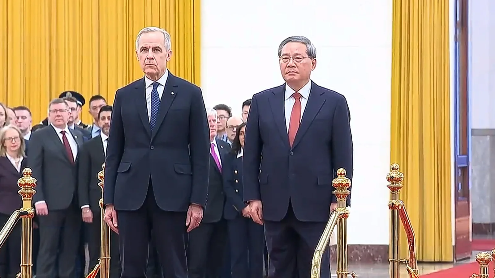 中加两国领导人在北京人民大会堂举行欢迎仪式现场